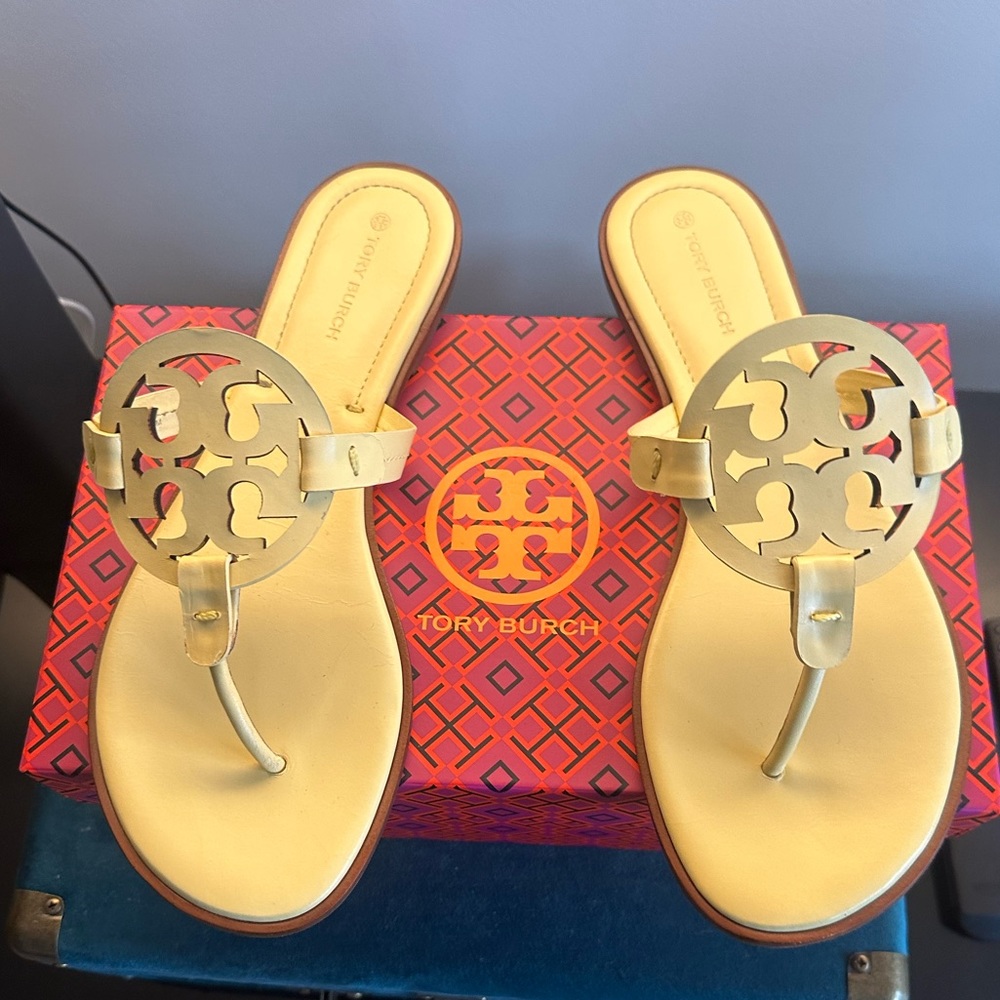 Tory Burch Miller Sandal - Banana - women’s sz 11